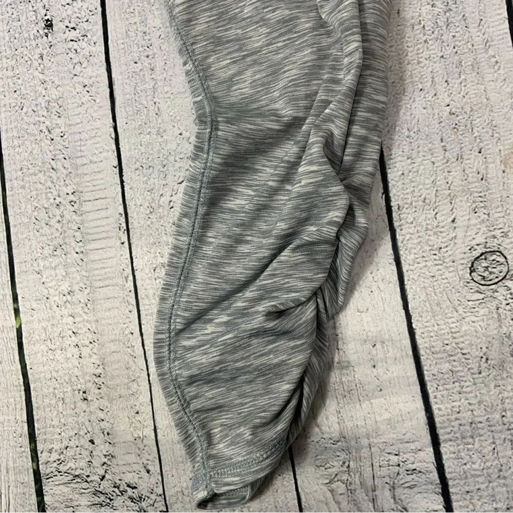 GUESS Crop Leggings - Picture 3 of 5